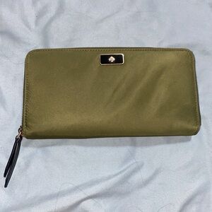 Kate Spade Green Long Zippy Wallet with Sleek Design